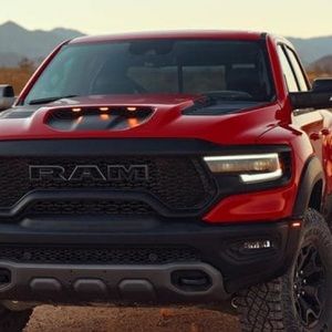 Meet your Posher, Rolando